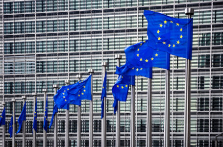 Crisi abitativa: la Commissione UE lancia una strategia per case più sostenibili e a prezzi accessibili