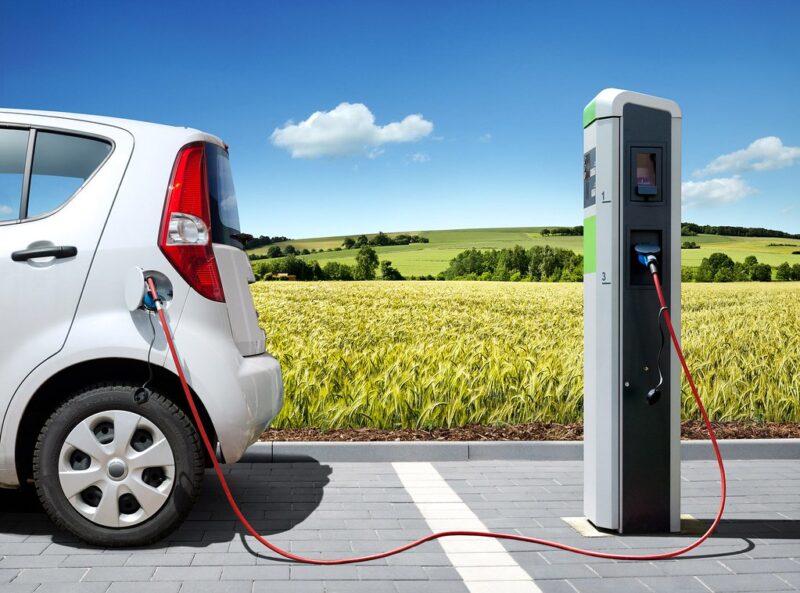Auto elettriche, l’Europa sale al 22% ma l’Italia si ferma all’8%